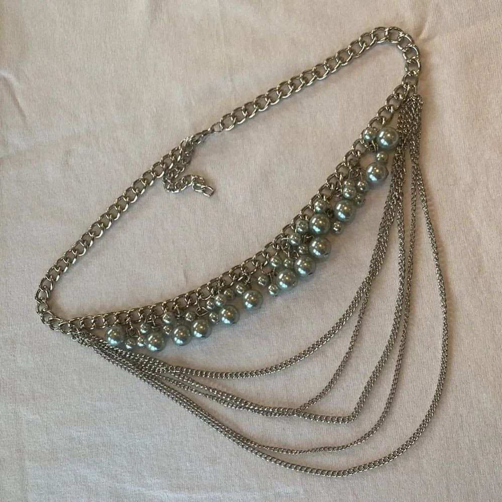 Necklace Silver Gray Baubles Costume Jewelry Cascading Chain